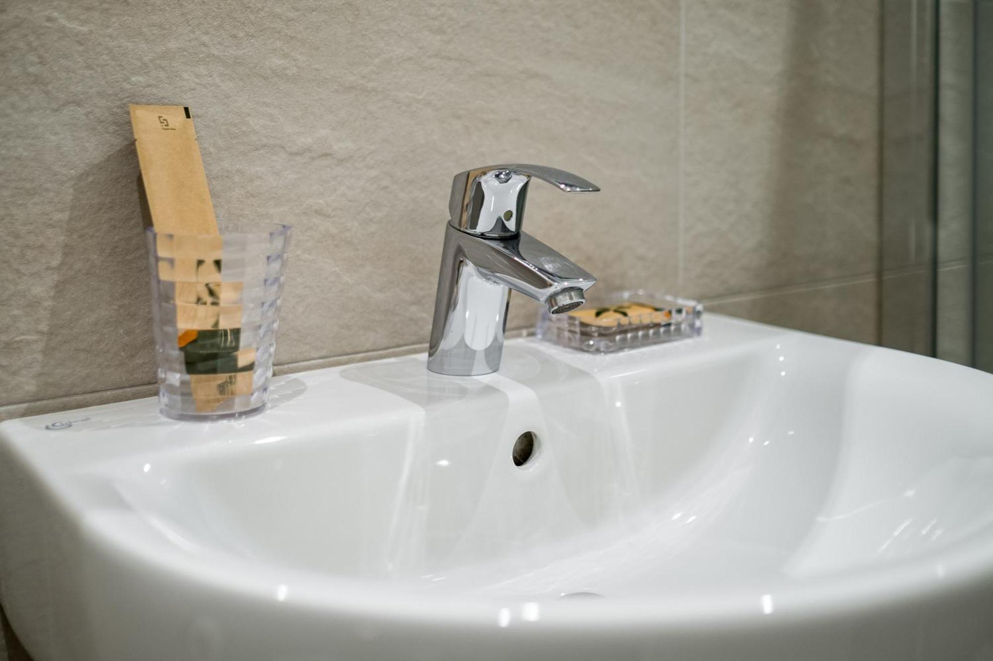 Canonica Suites Bologna Camera foto